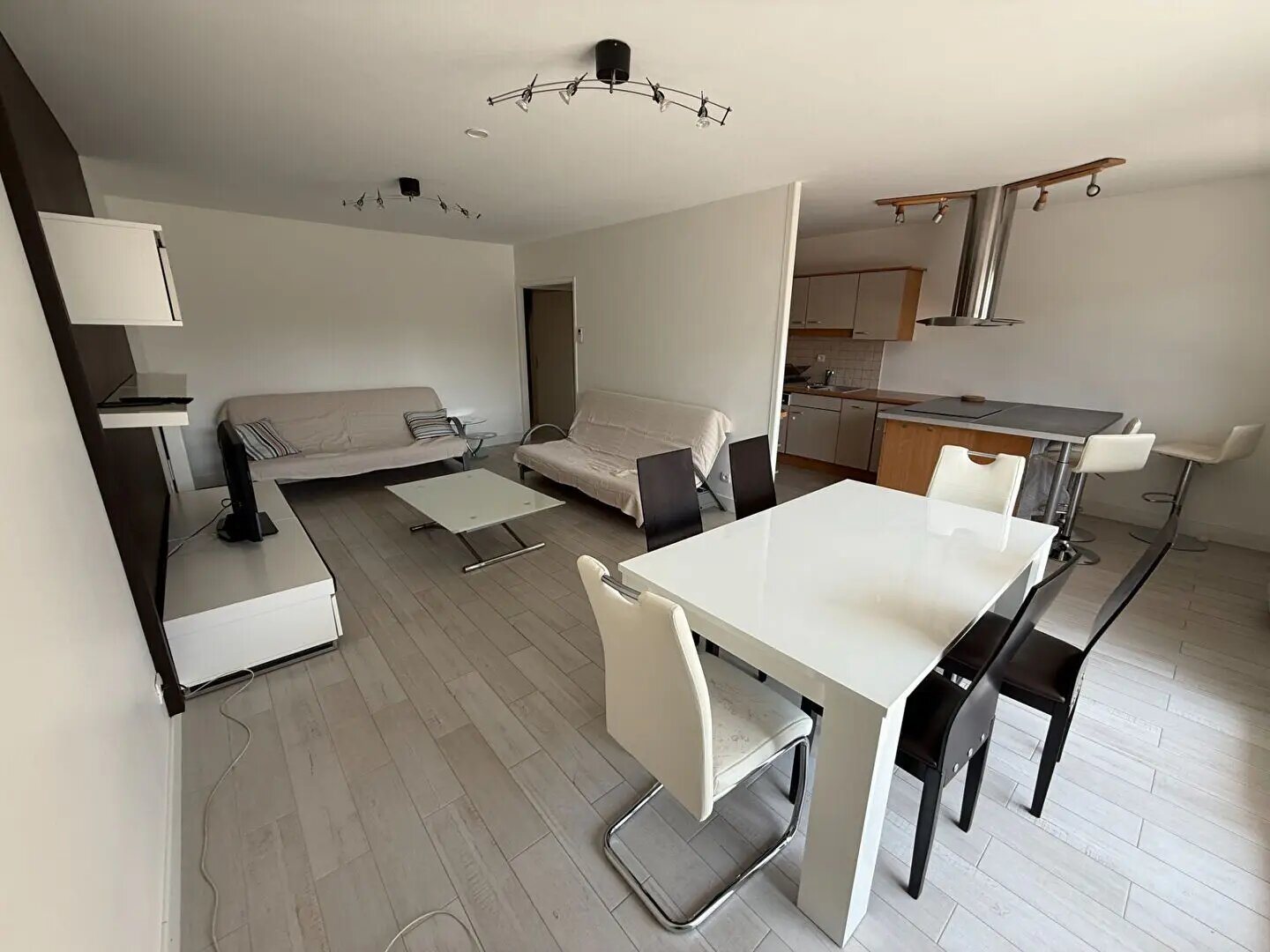 Appartement à louer, 74m², Annemasse