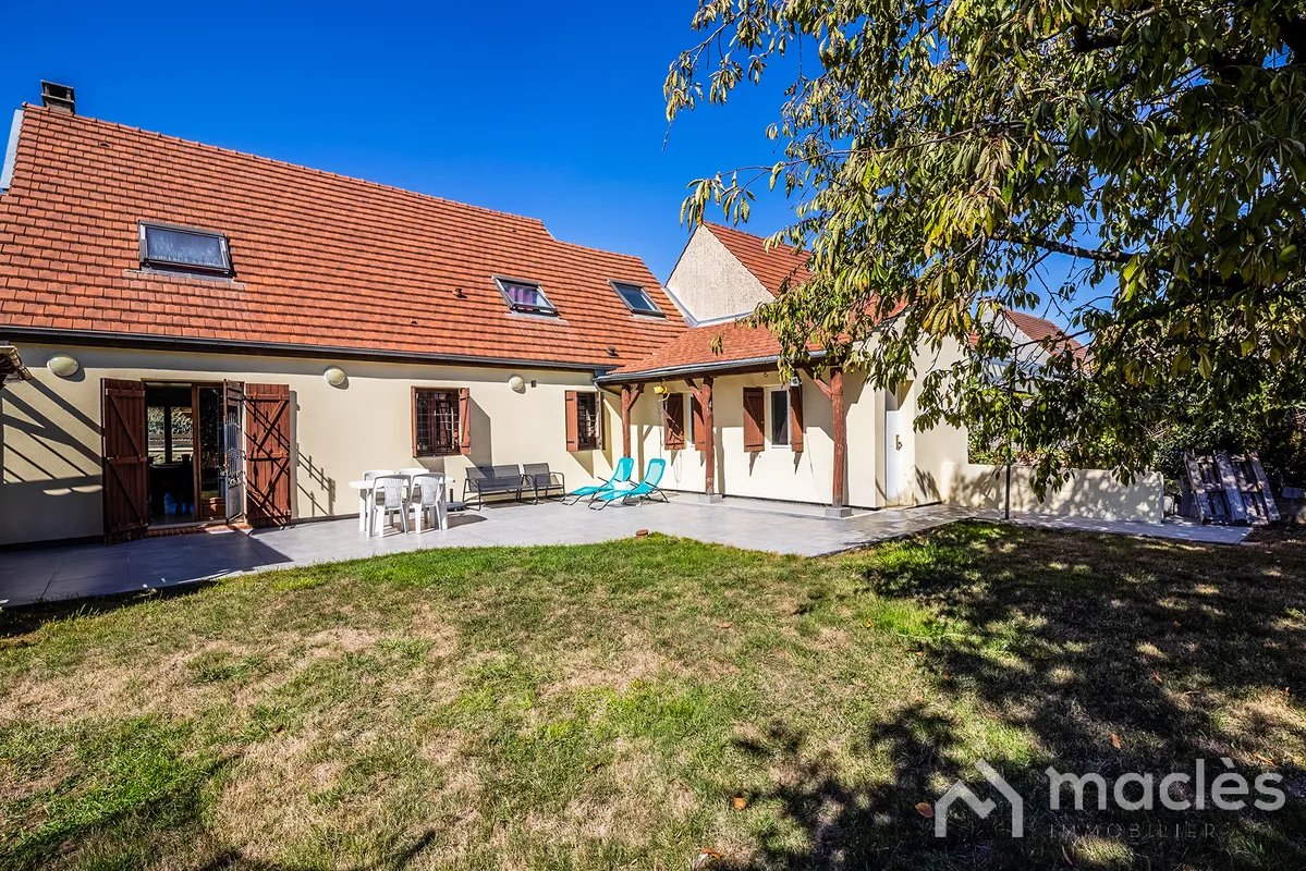 Maison à vendre, 140m², Le Mesnil-Aubry
