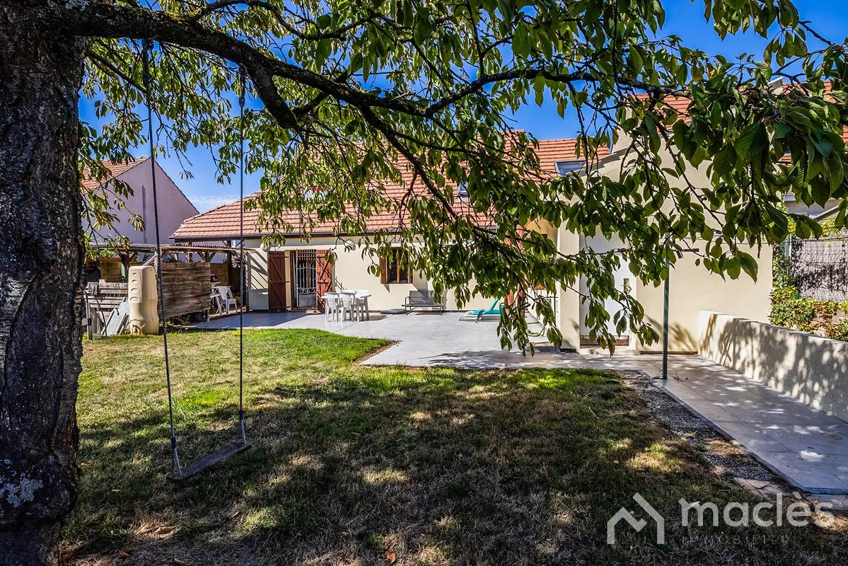 Maison à vendre, 140m², Le Mesnil-Aubry