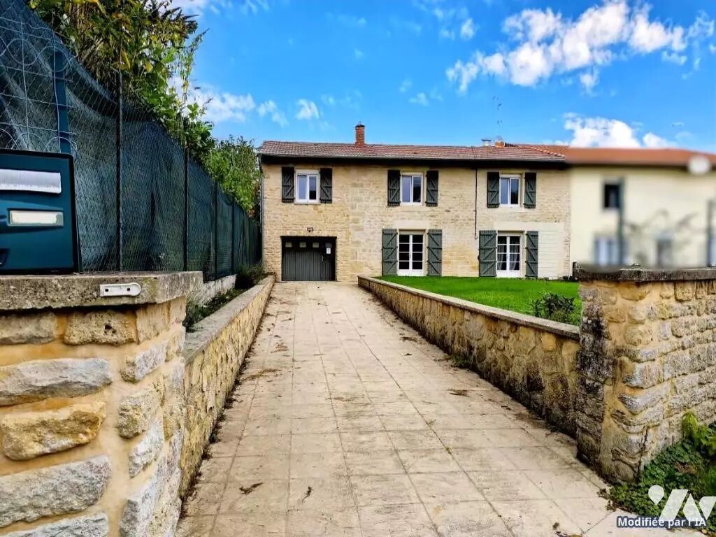 Maison à vendre, 132m², Stenay