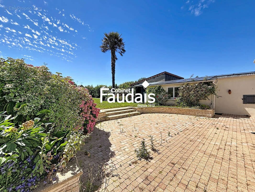 Maison à vendre, 168m², Isigny-sur-Mer