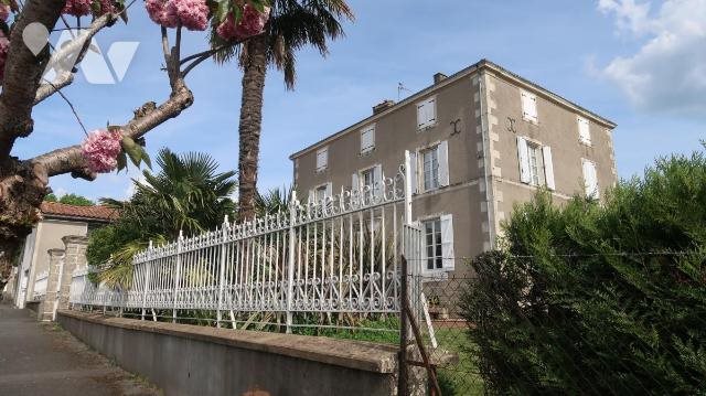 Maison à vendre, 370m², La Châtaigneraie