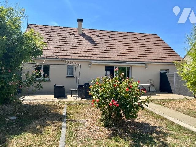 Maison à vendre, 113m², Souligné-sous-Ballon