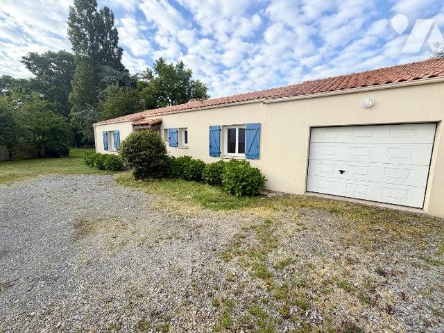 Maison à vendre, 105m², Saint-Hilaire-de-Chaléons