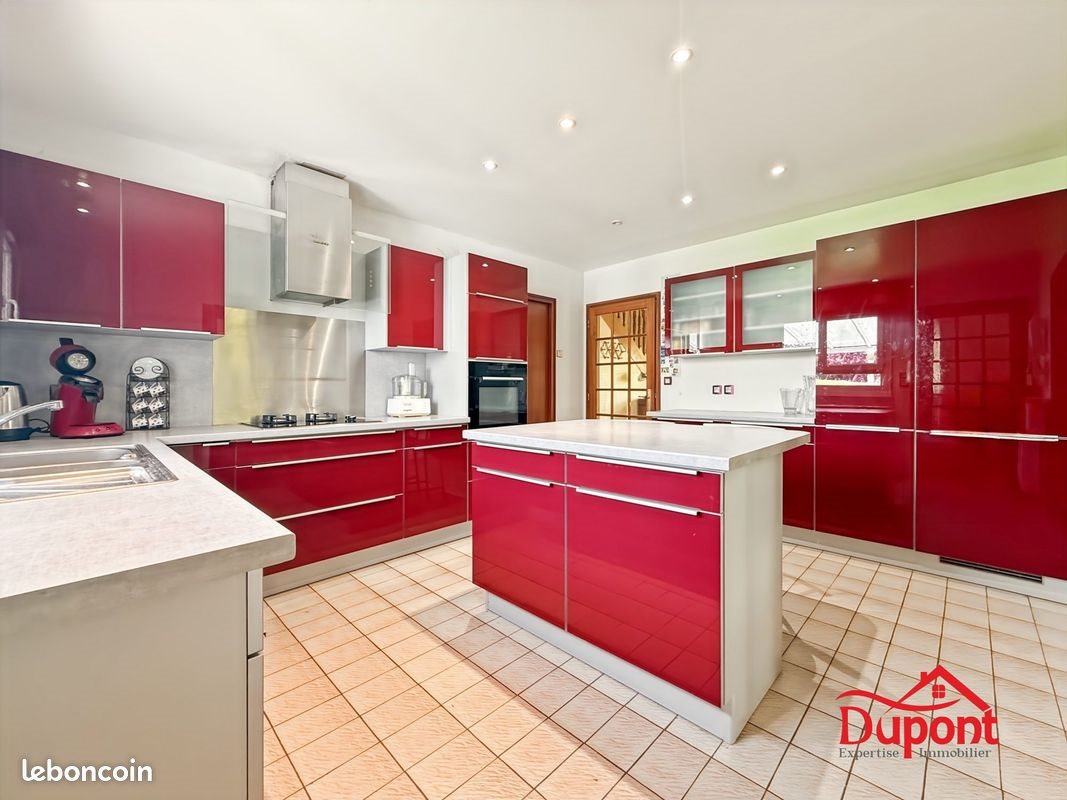 Maison à vendre, 223m², Les Mazures