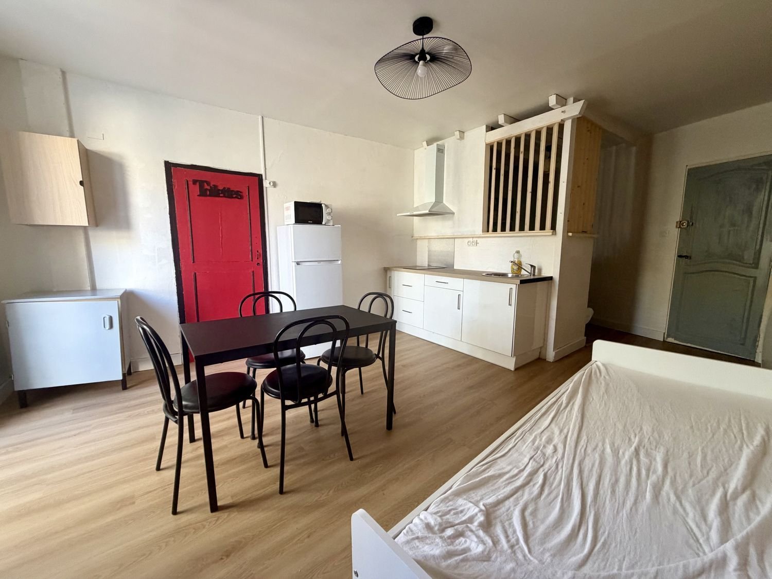Appartement à louer, 26m², Pélissanne