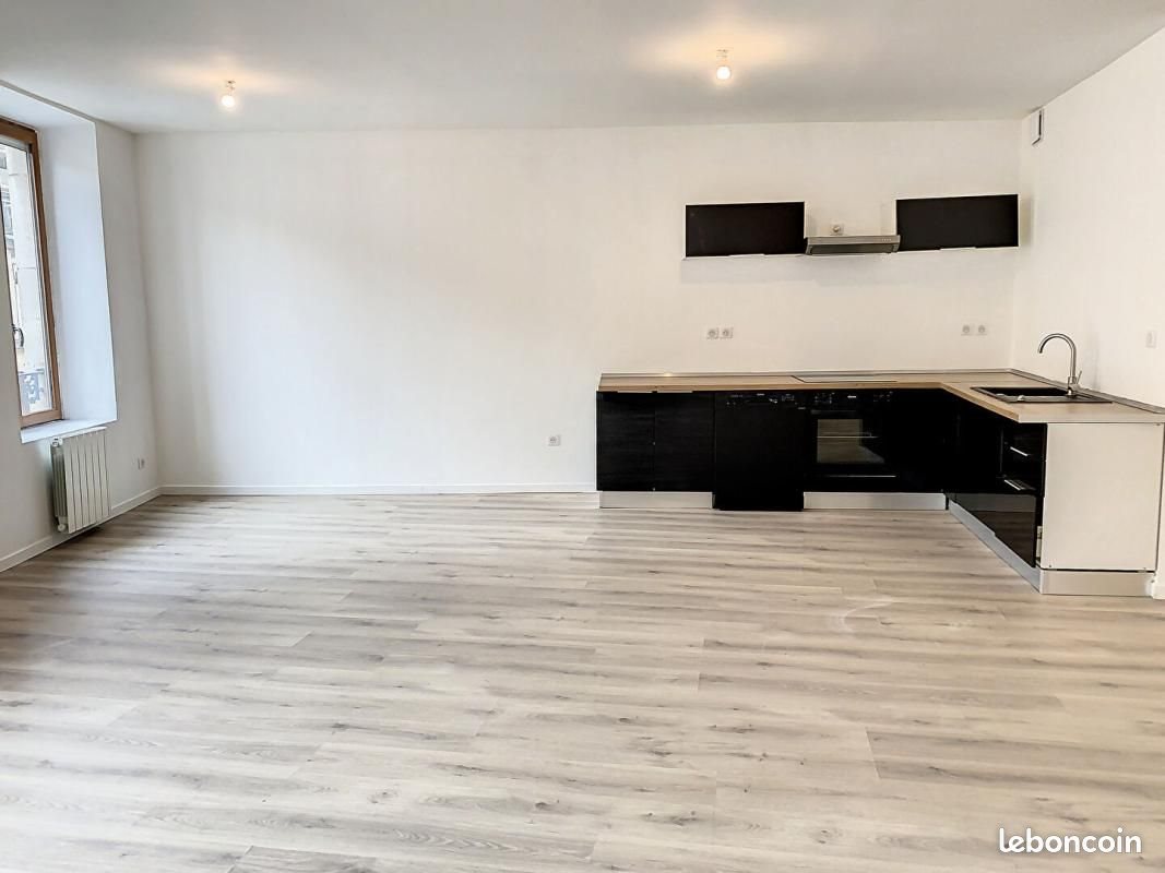 Appartement à louer, 64m², Pont-Saint-Vincent