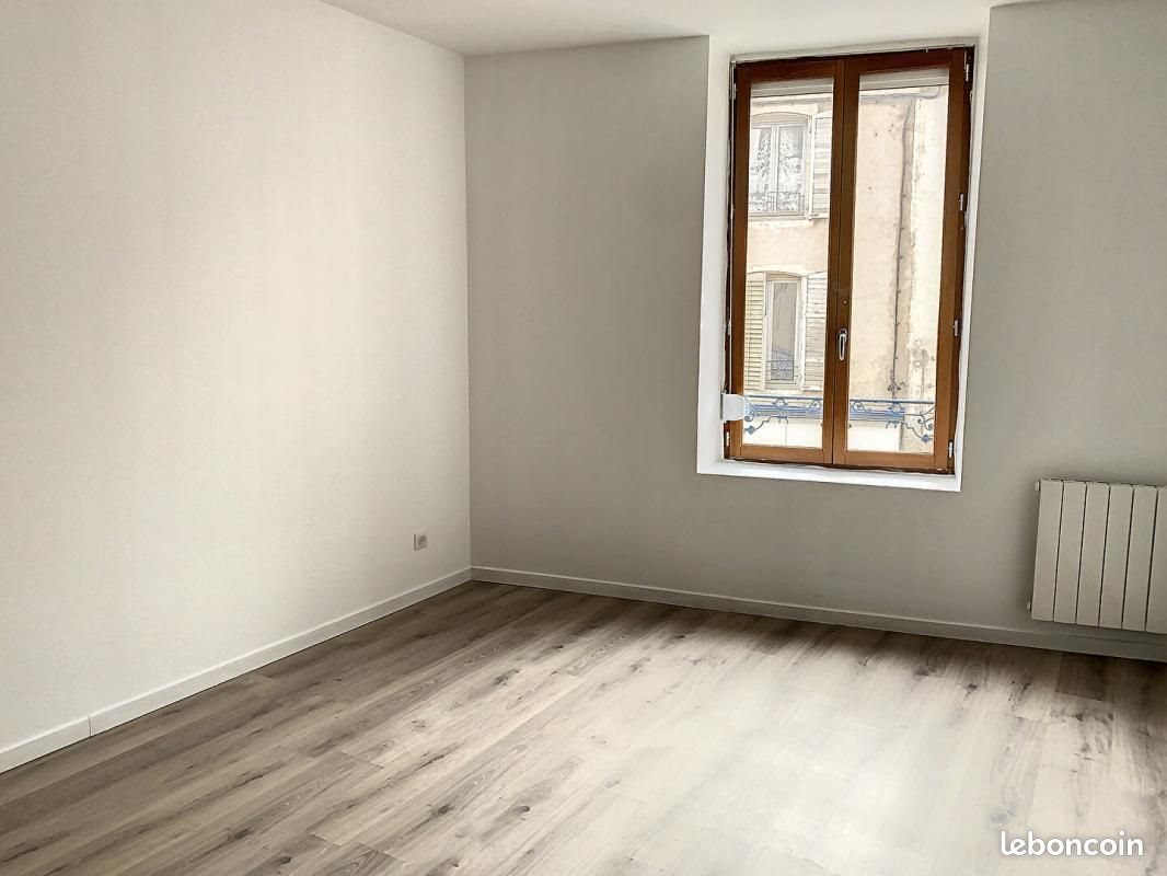 Appartement à louer, 64m², Pont-Saint-Vincent