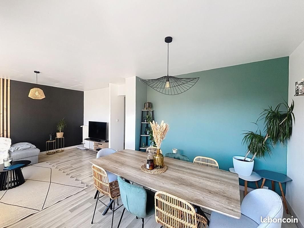 Appartement à louer, 73m², Saint-Max