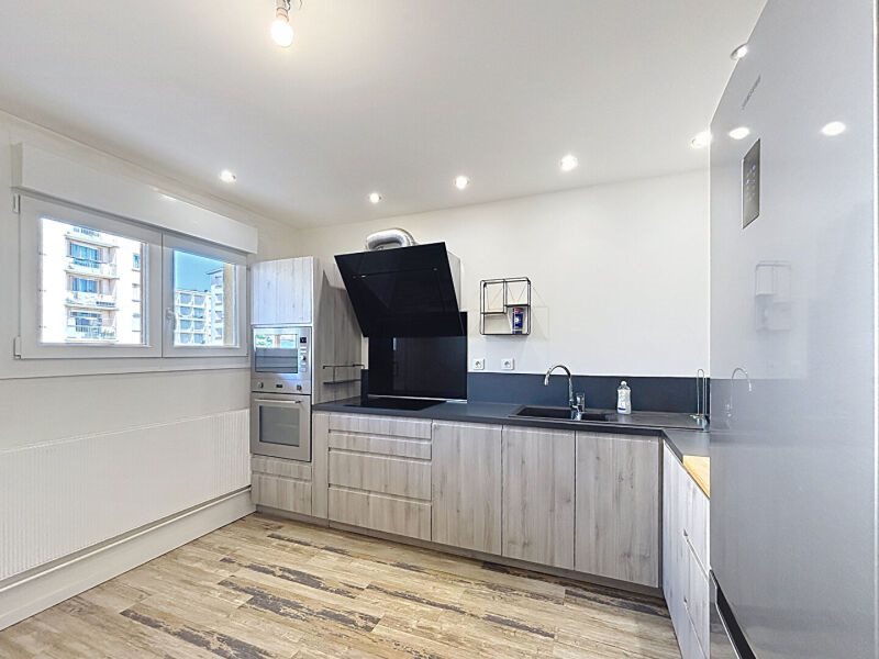 Appartement à louer, 54m², Saint-Max