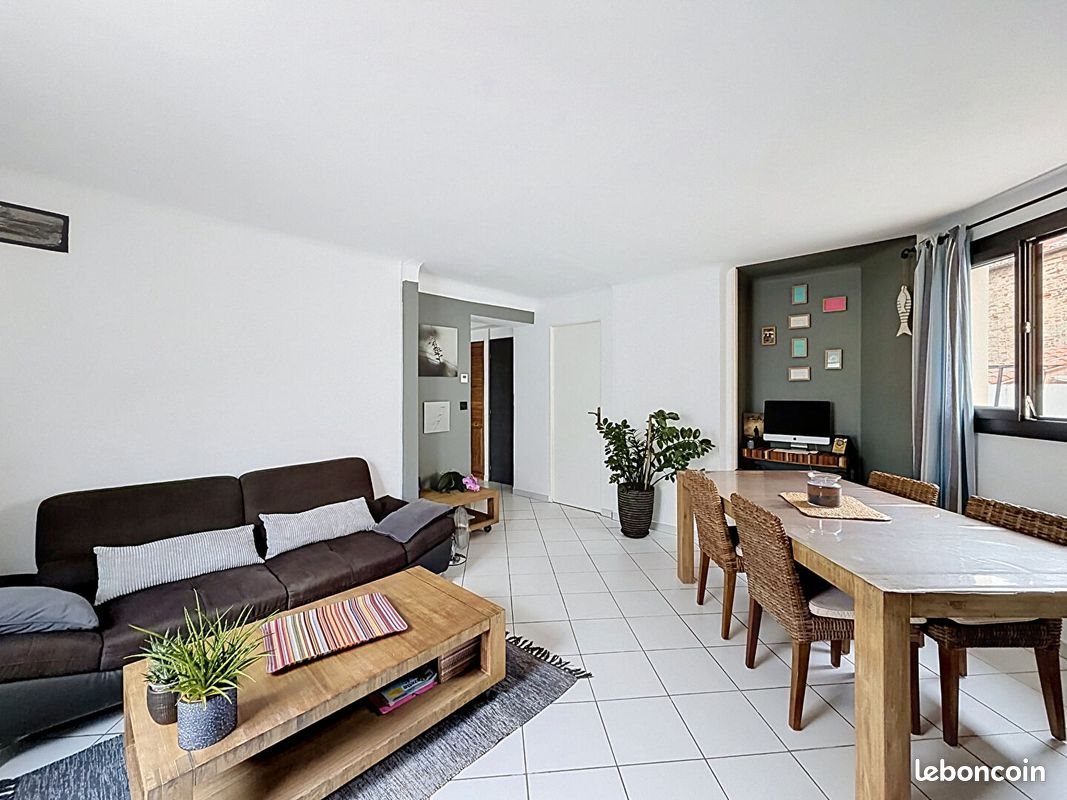 Maison à vendre, 97m², Bages
