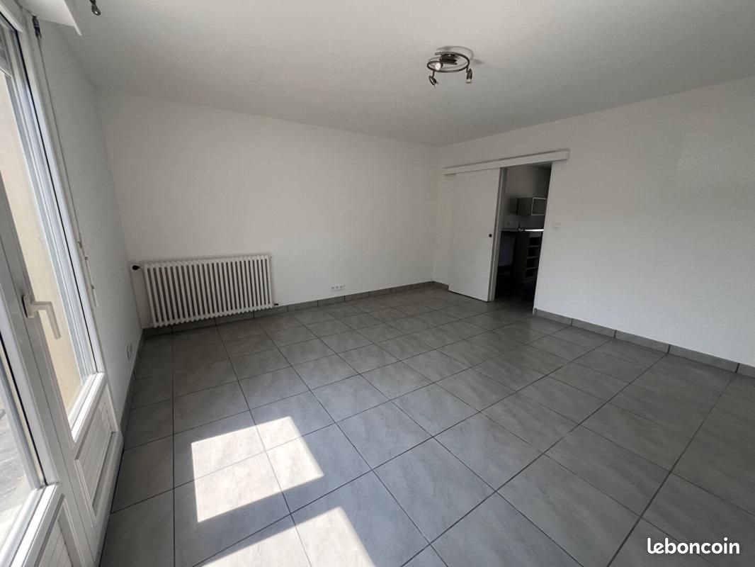 Appartement à louer, 67m², Landerneau
