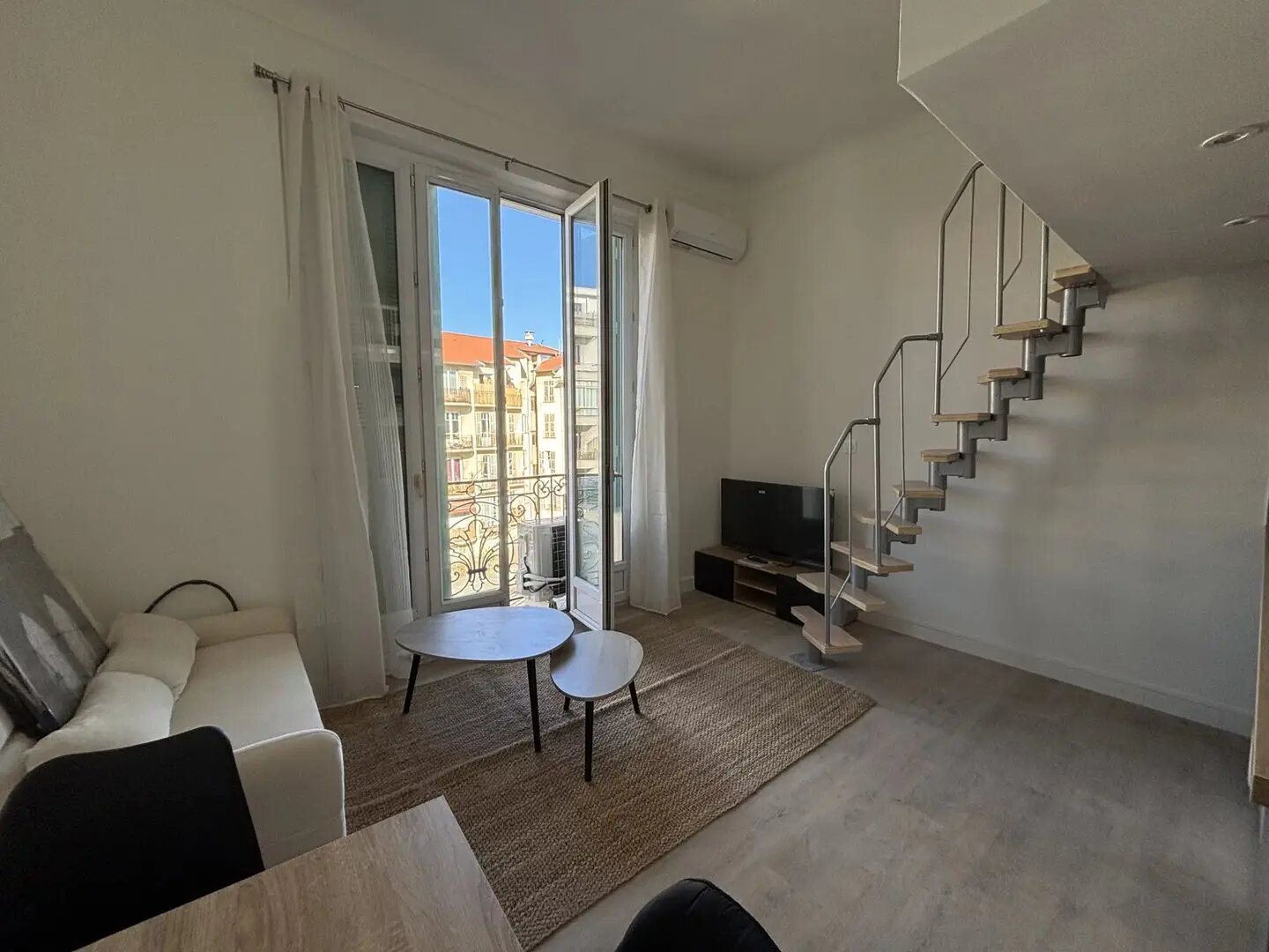 Appartement à louer, 17m², Nice