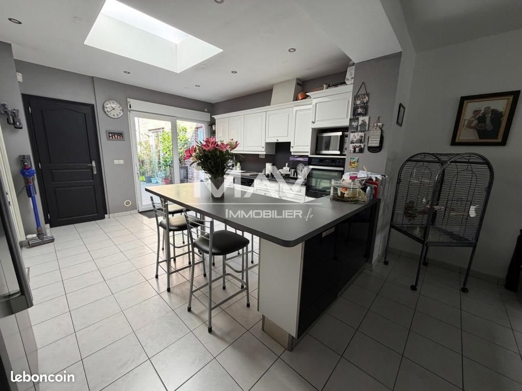Maison à vendre, 165m², Pérenchies