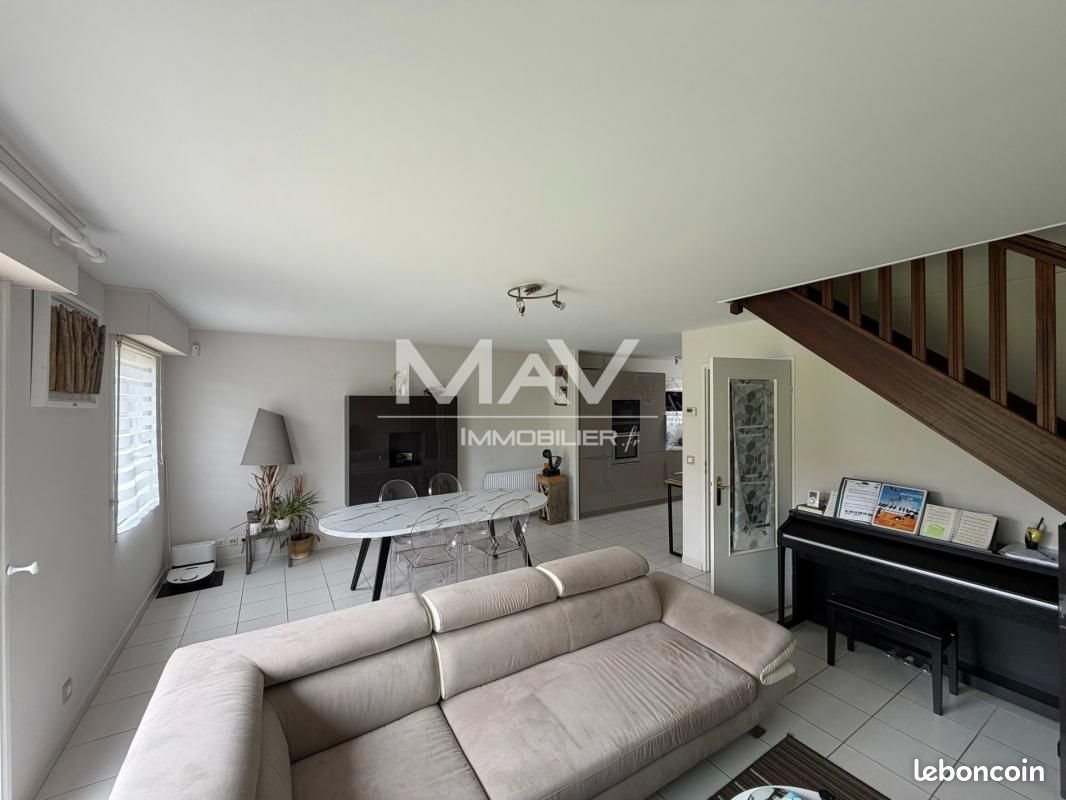 Maison à vendre, 100m², Neuville-en-Ferrain