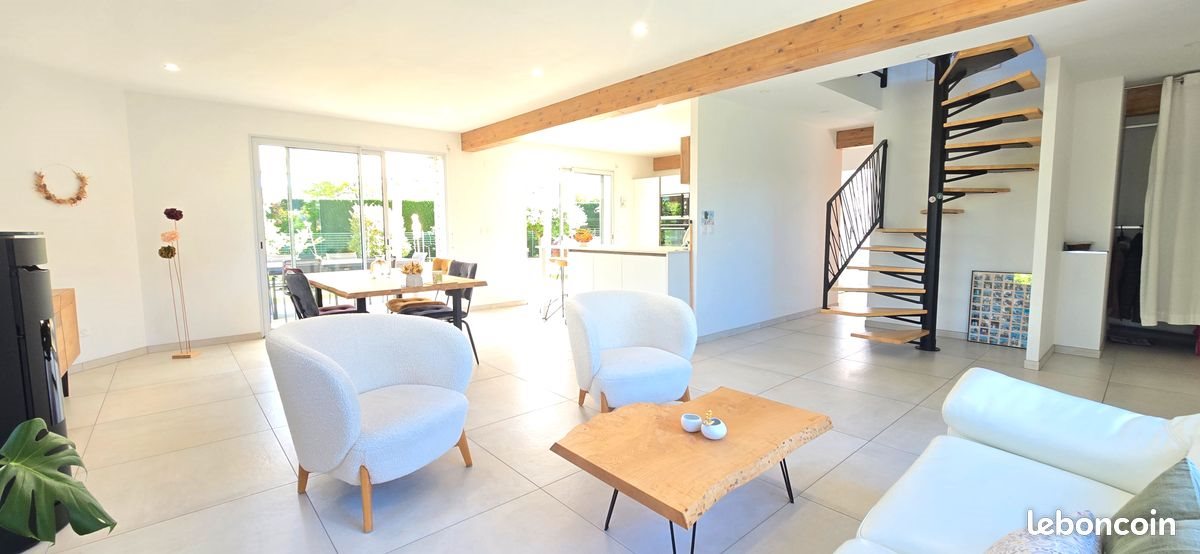 Maison à vendre, 150m², Lescar