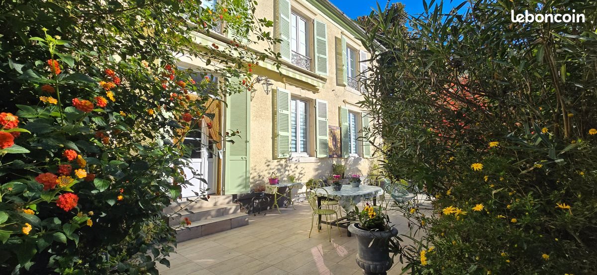 Maison à vendre, 280m², Pau