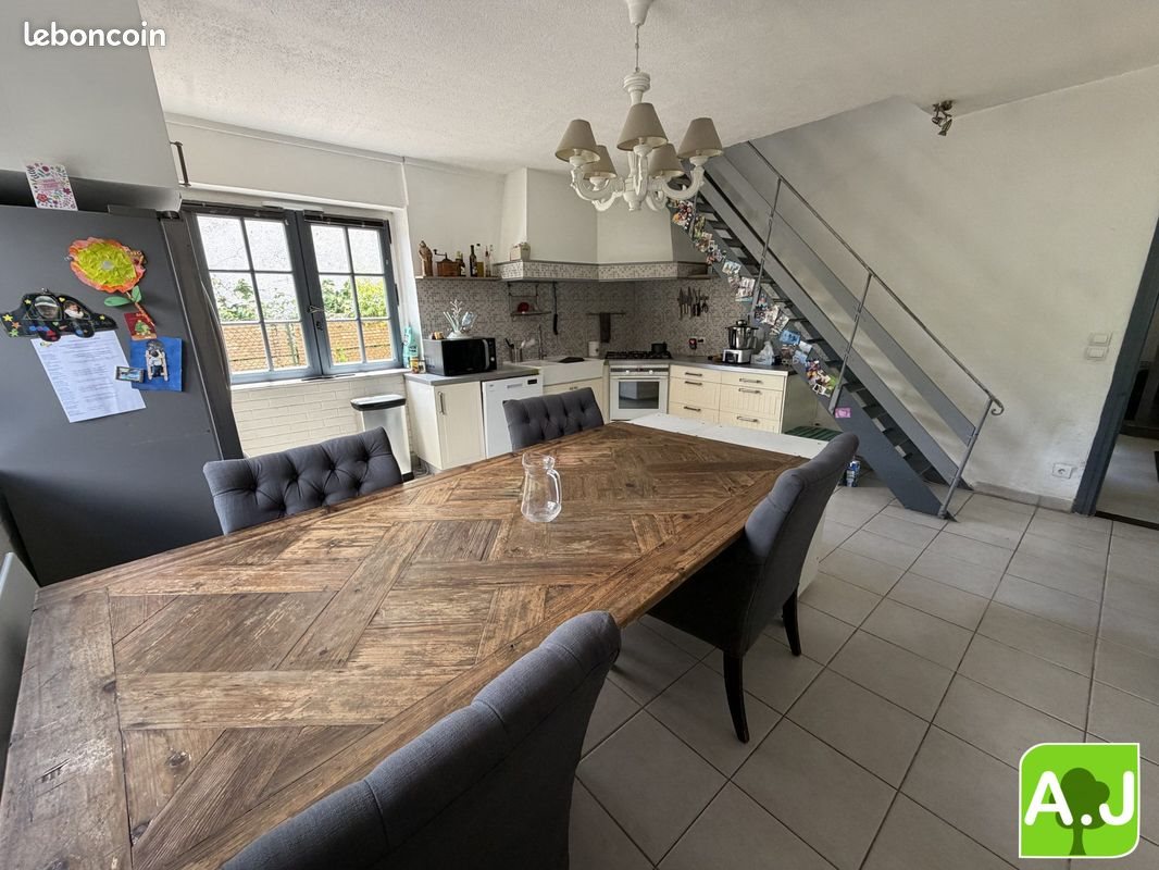 Maison à vendre, 170m², Anet