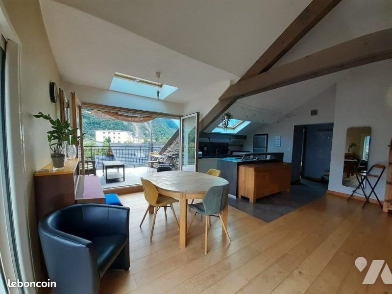 Appartement à vendre, 67m², Saint-Jean-de-Maurienne