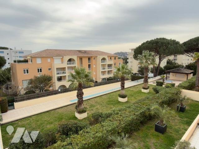 Appartement à vendre, 40m², Cavalaire-sur-Mer