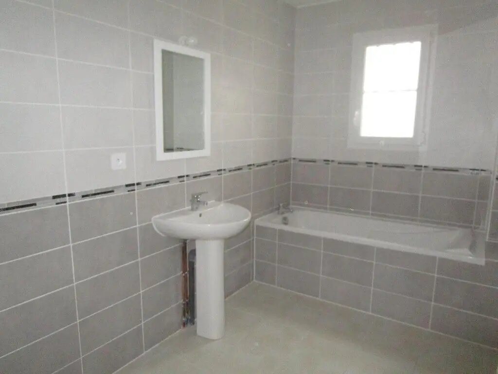 Maison à louer, 90m², Chuisnes