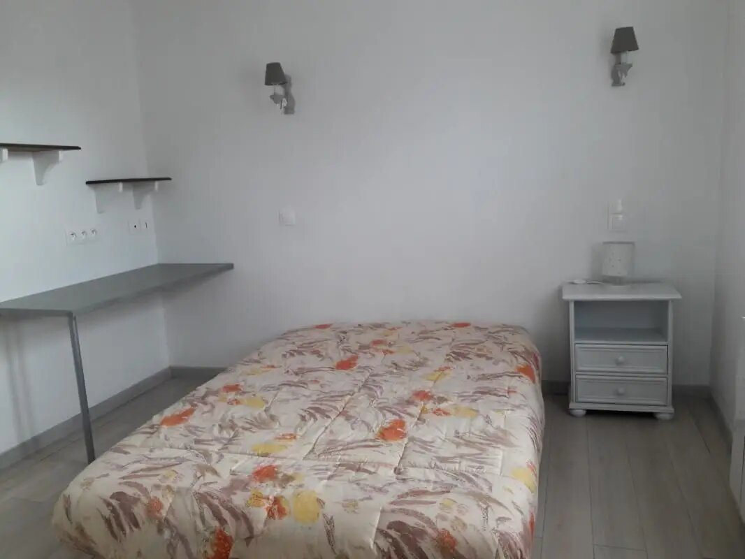 Appartement à louer, 28m², Figeac