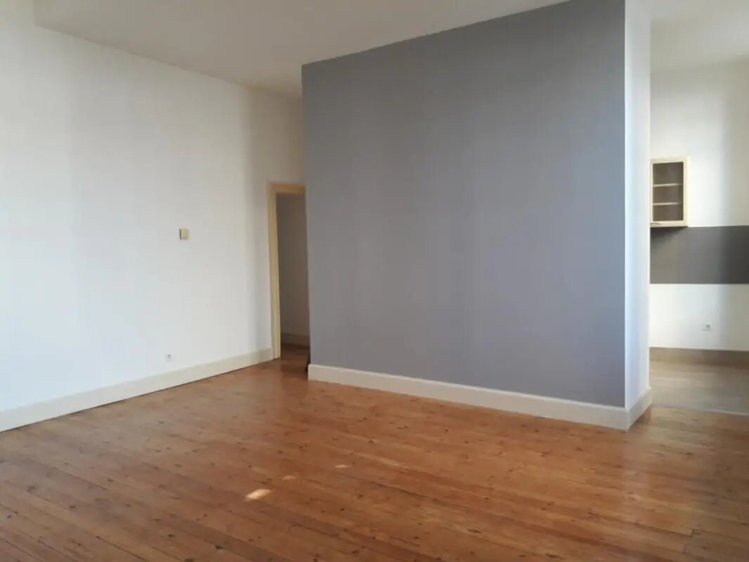Appartement à louer, 71m², Figeac
