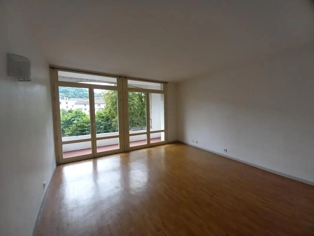 Appartement à louer, 35m², Figeac