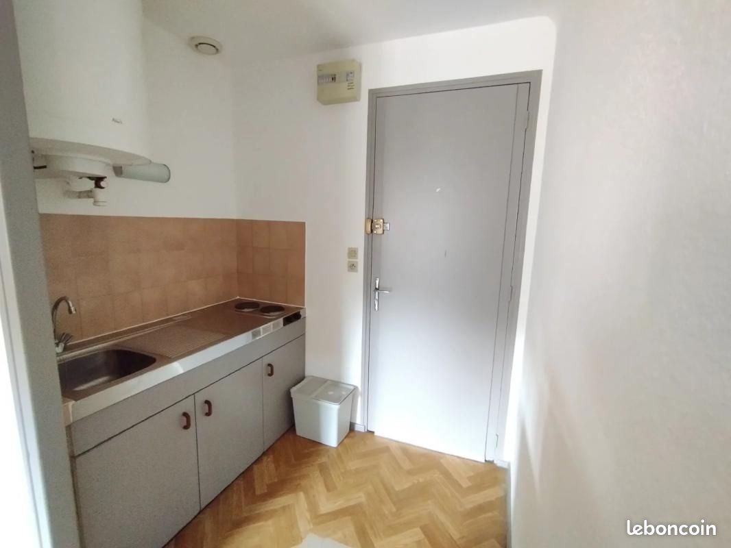 Appartement à louer, 16m², Decazeville