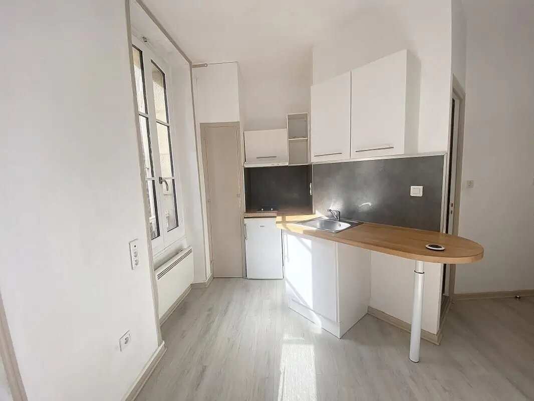 Appartement à louer, 21m², Figeac