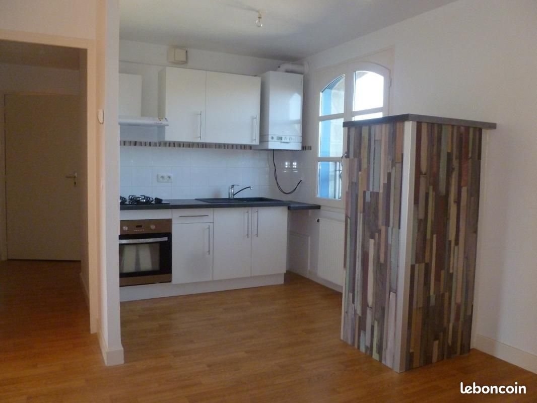 Appartement à louer, 51m², Figeac