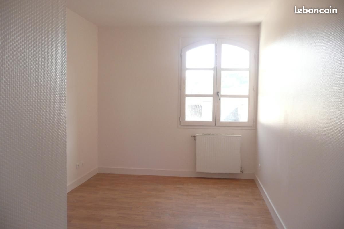Appartement à louer, 51m², Figeac