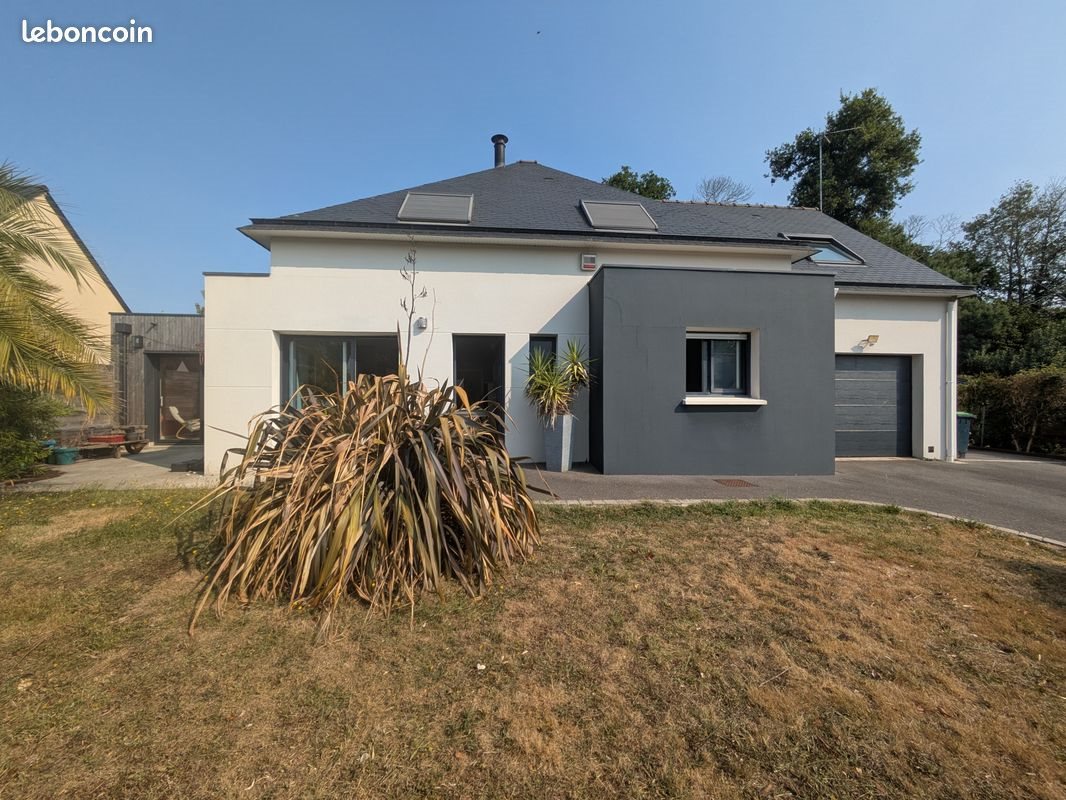 Maison à vendre, 136m², Rédené