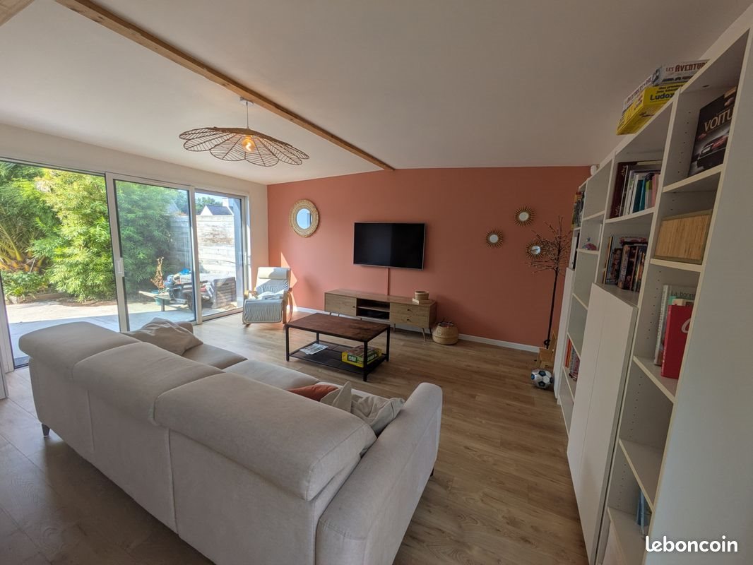 Maison à vendre, 136m², Rédené