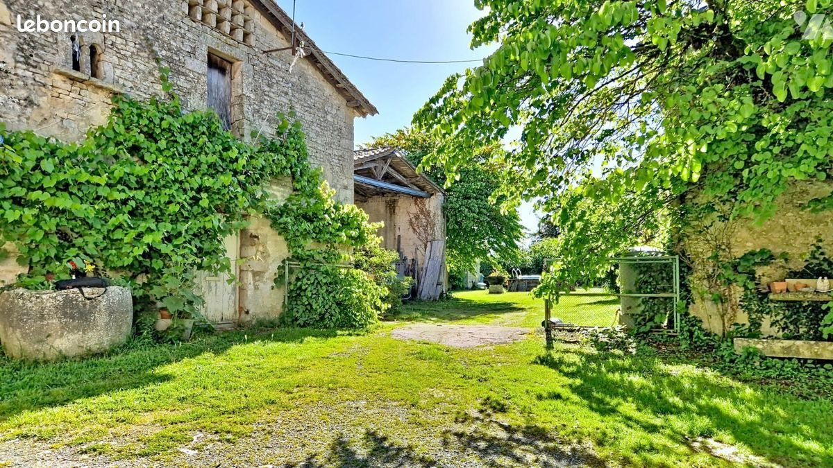 Maison à vendre, 241m², Périgné