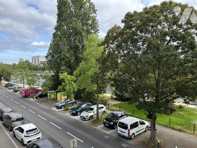 Appartement à vendre, 33m², Laval
