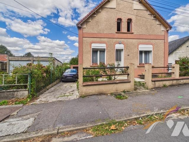 Maison à vendre, 92m², Boussois