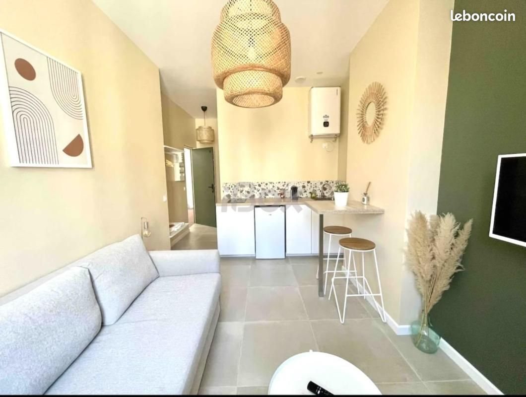 Appartement à louer, 17m², Toulon