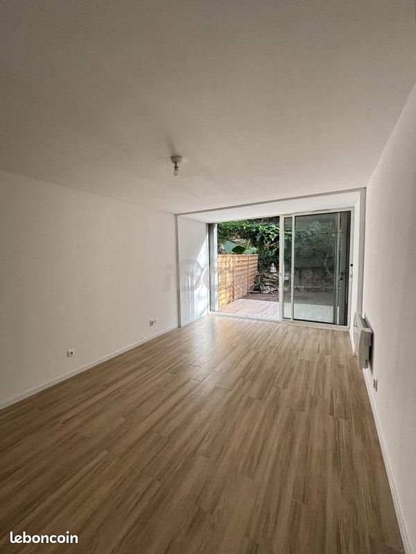 Appartement à louer, 27m², Toulon