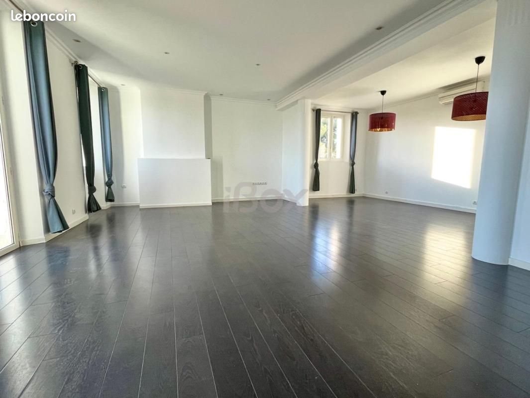 Appartement à louer, 151m², Toulon