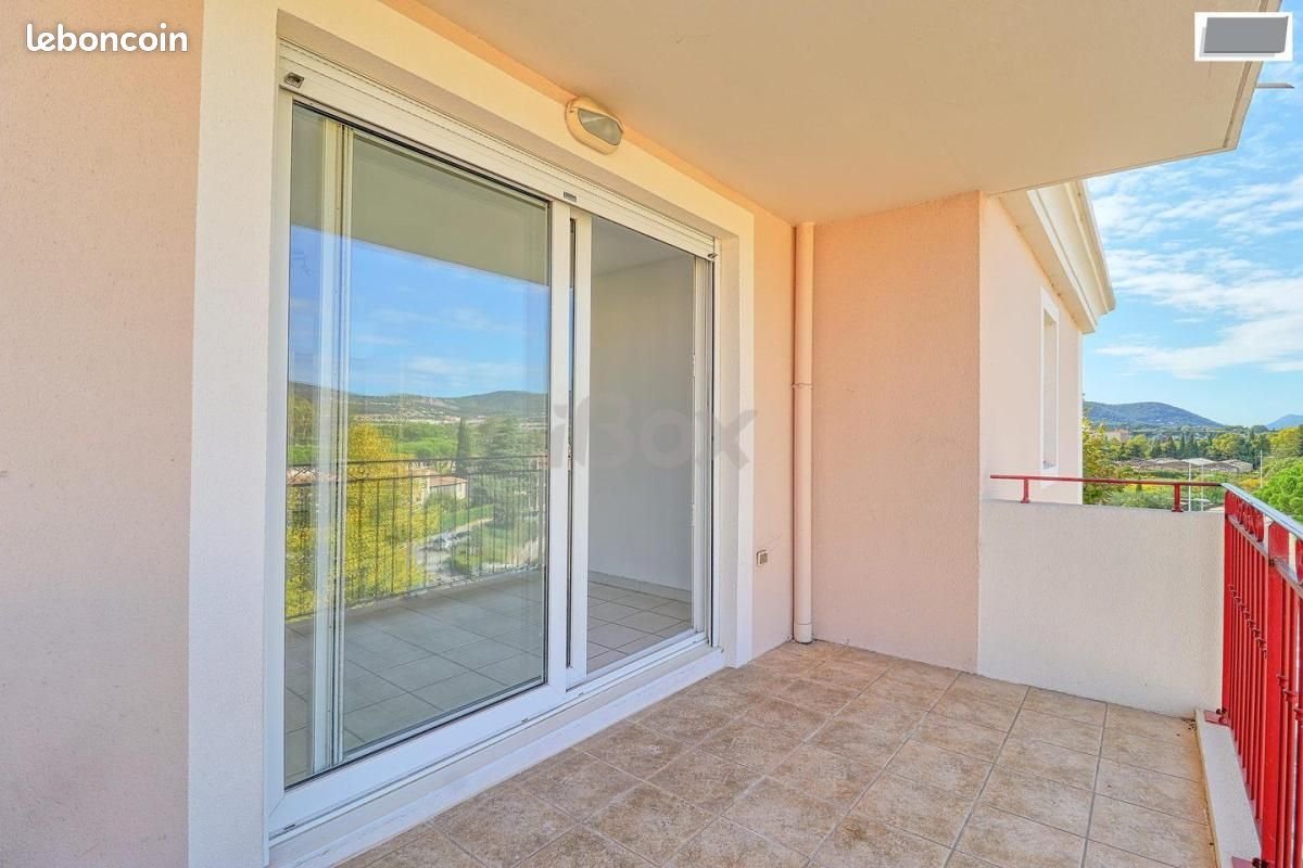 Appartement à louer, 31m², Hyères