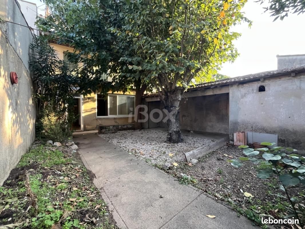 Appartement à louer, 68m², Cuers