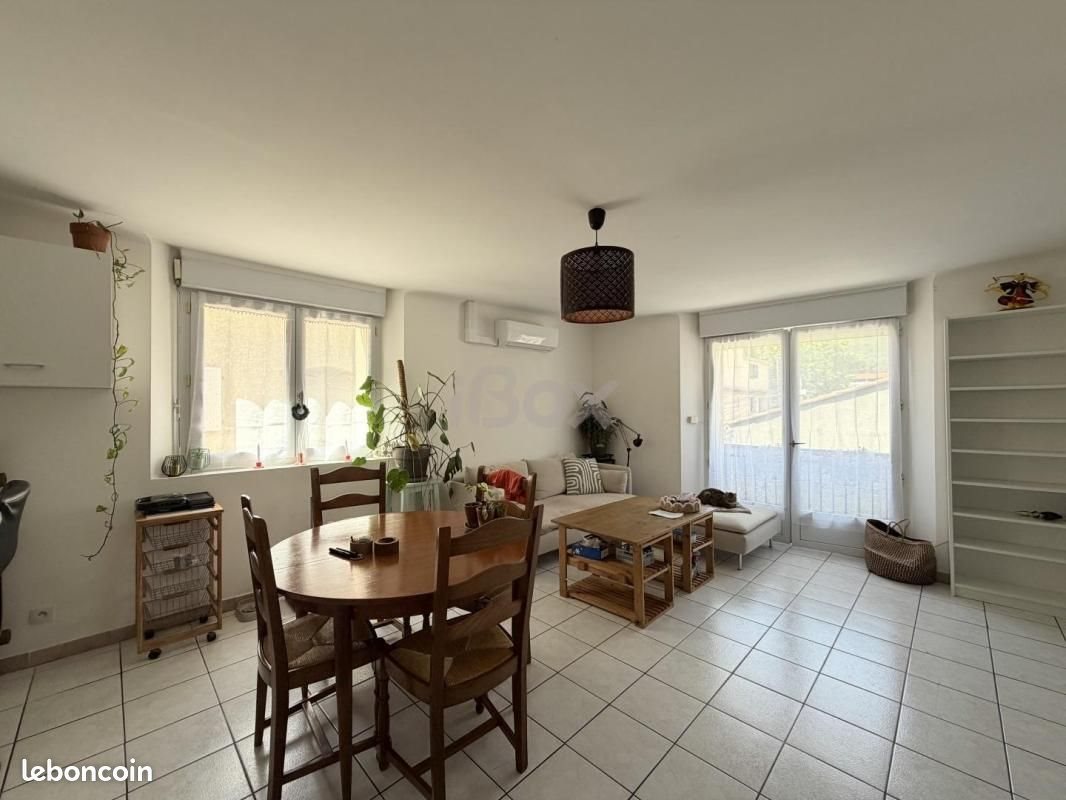 Appartement à louer, 63m², Puget-Ville