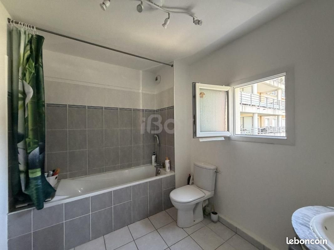 Appartement à louer, 61m², La Garde