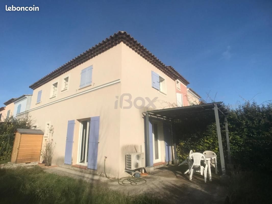 Maison à louer, 91m², Cuers