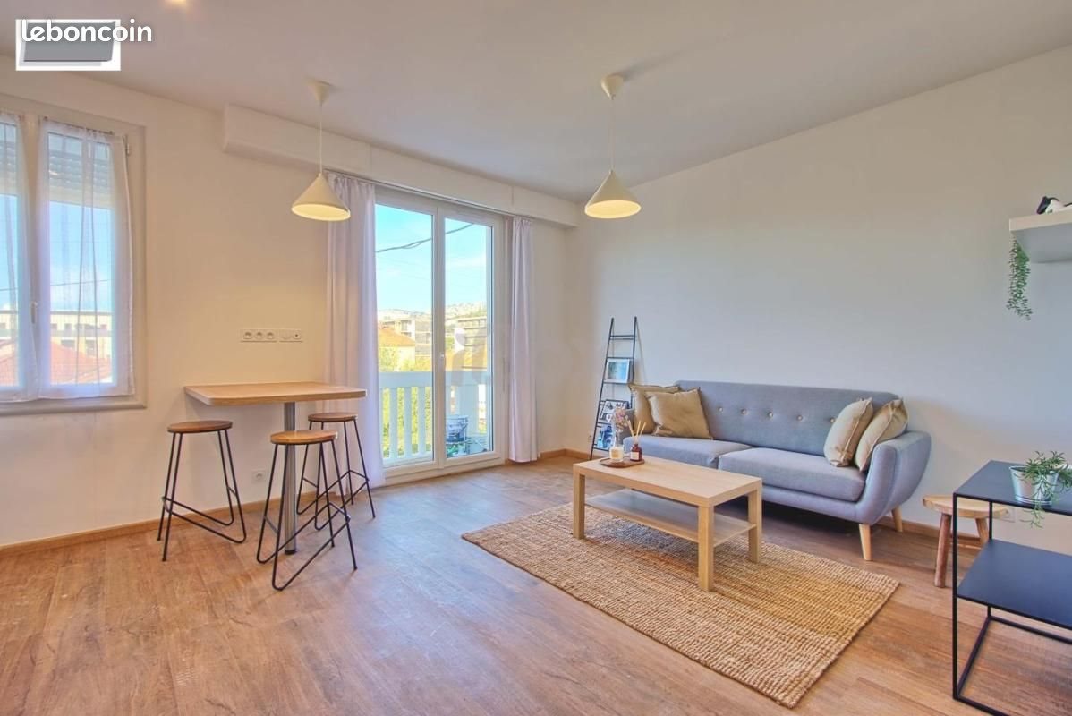 Appartement à louer, 38m², Toulon