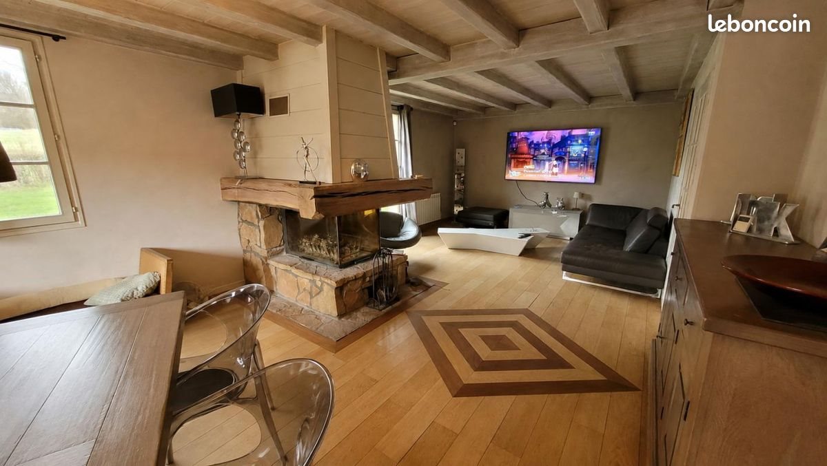 Maison à vendre, 170m², Doucier