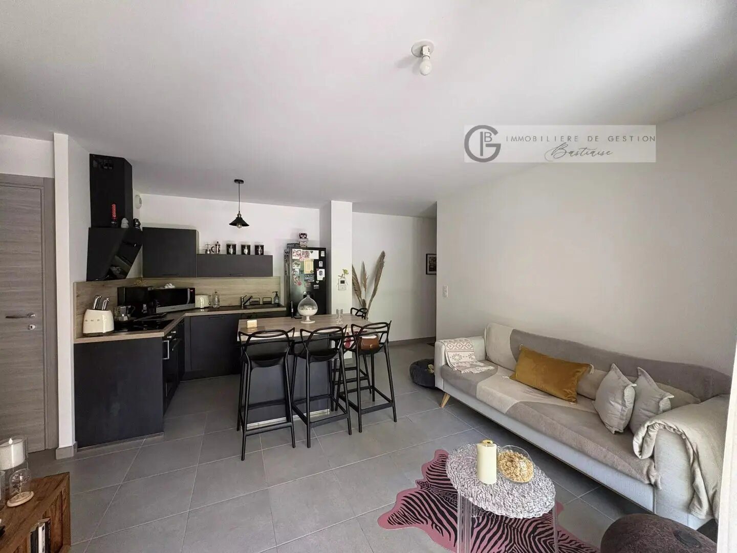 Appartement à louer, 45m², Bastia