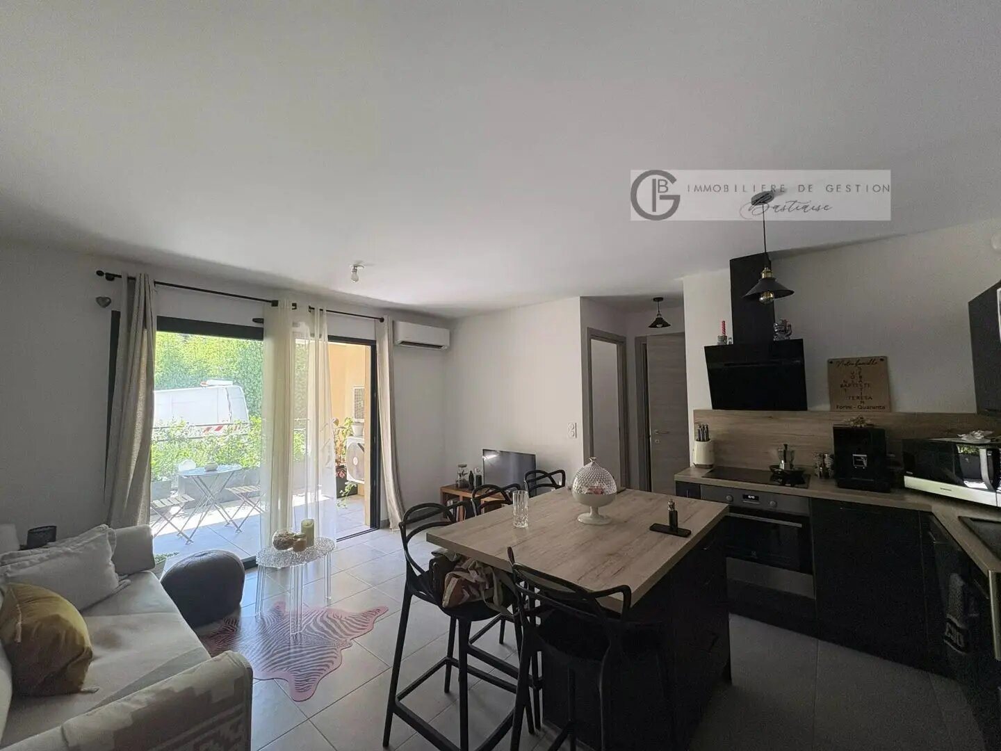 Appartement à louer, 45m², Bastia