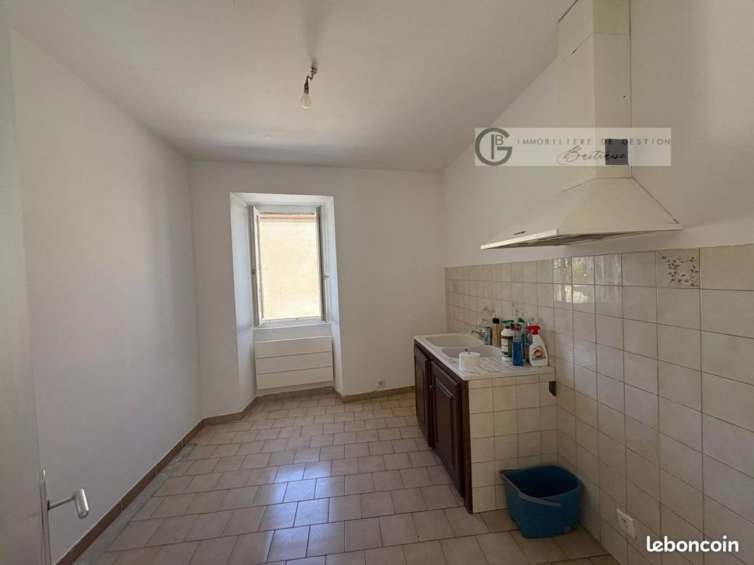 Appartement à louer, 46m², Morosaglia